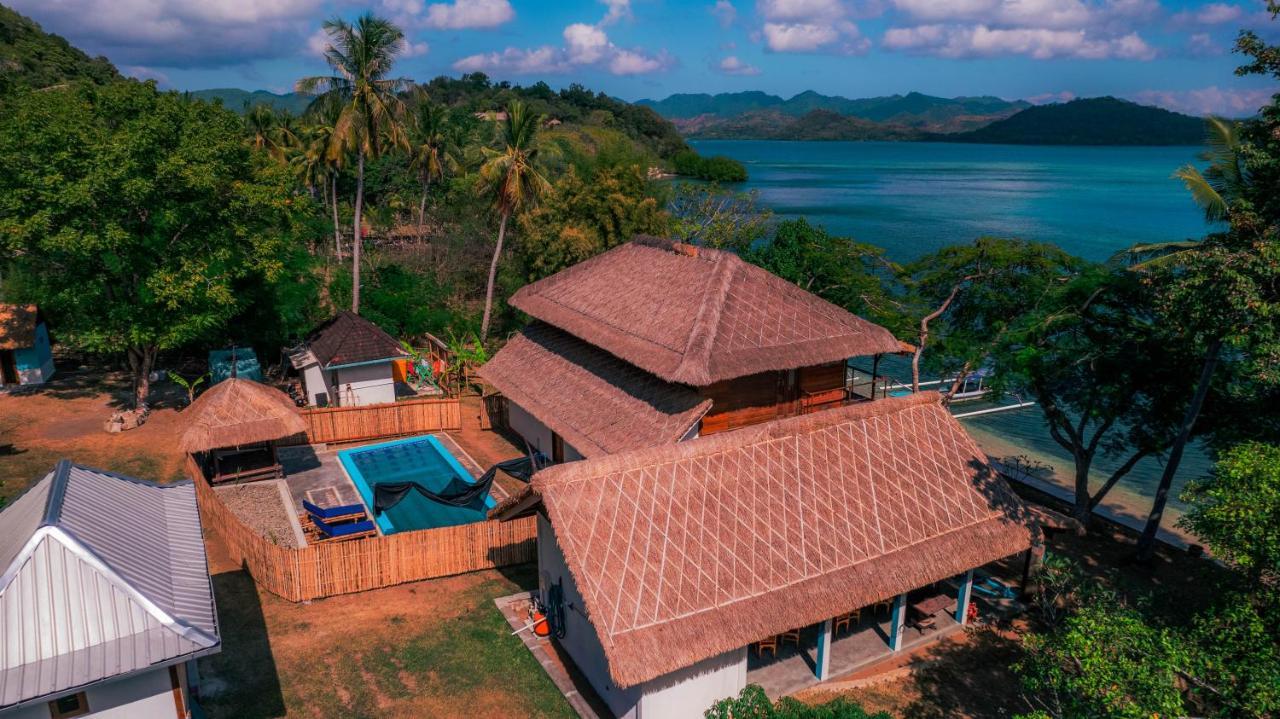 Khabita Beach Resort Lembar  Exterior foto