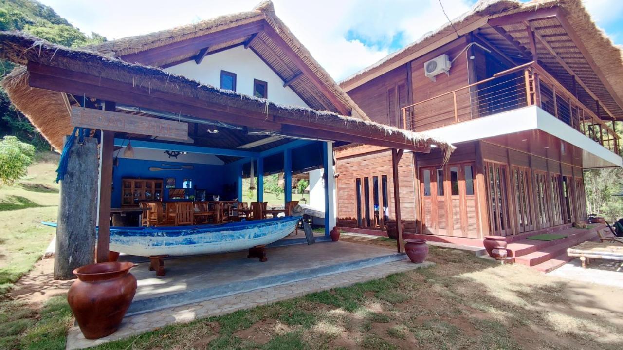 Khabita Beach Resort Lembar  Exterior foto